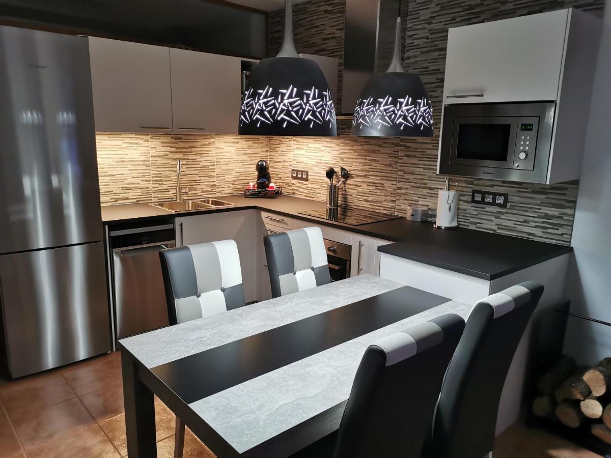 Loft Romantic Ca L'Enric Vique-Baix Emporda Regencos Экстерьер фото